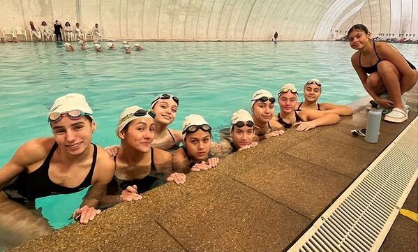 Natación artística brilló en el selectivo de Figuras