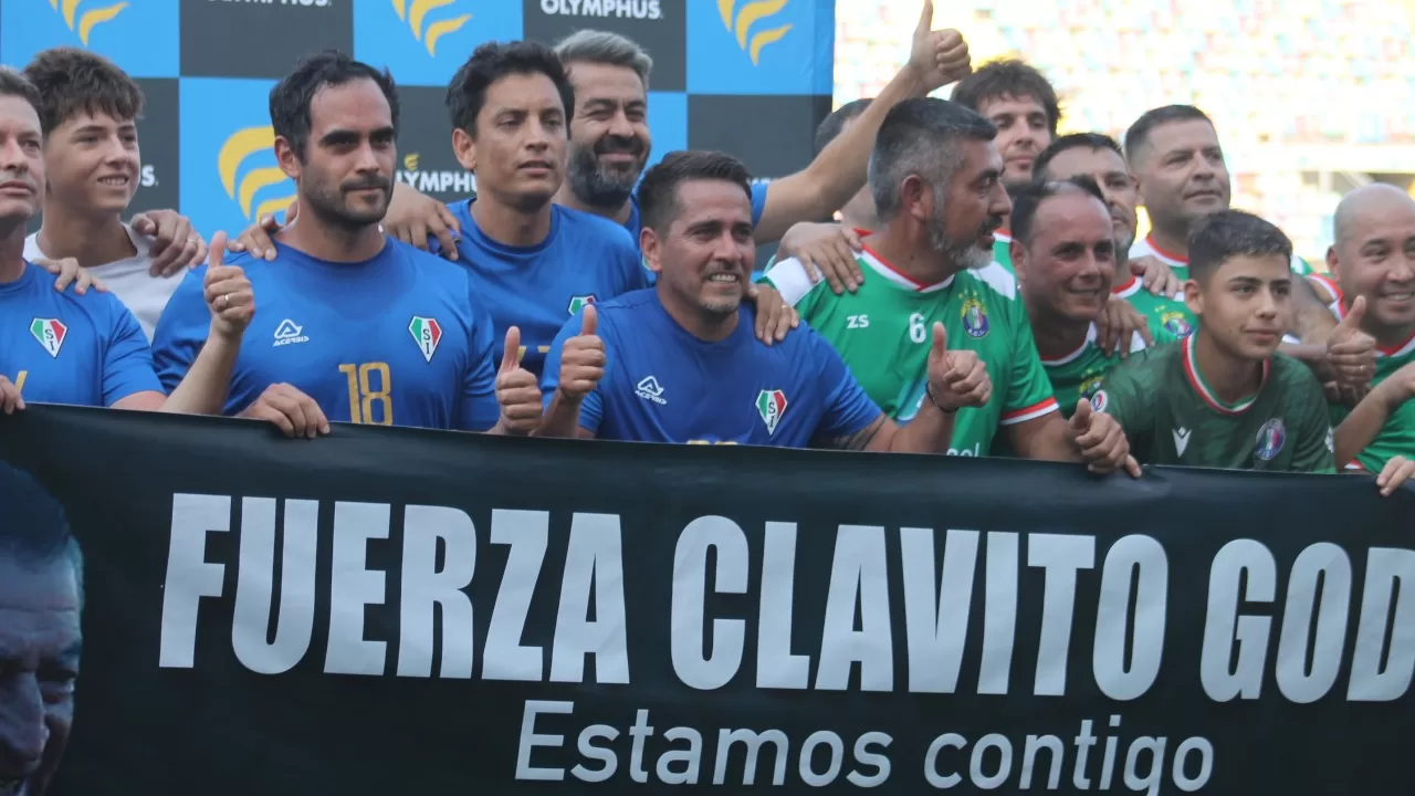 Calcio Stadio Italiano homenaje Hernan "Clavito" Godoy
